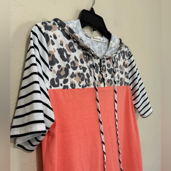 Southern Stitch Large Women’s Blouse - Picture 3 of 6